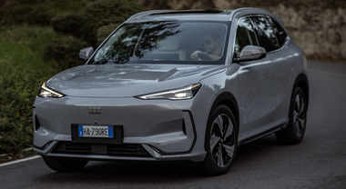 Geely sbarca nella Penisola, l&rsquo;Italia &egrave; il pass per l&rsquo;Europa. EX5 e Starray le chiavi d'accesso