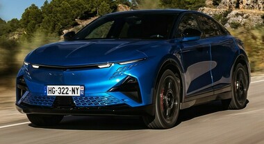 Alpine A390 GT, al volante della fastback elettrica. Il brand sportivo del Gruppo Renault cresce in statura e prestazioni
