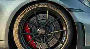 Pirelli, ecco le &ldquo;scarpette magiche&rdquo; P Zero R e P Zero Trofeo RS per la Porsche 911 GT3