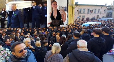 Matilde Lurci, in migliaia al funerale della ragazza di 16 anni morta nell'indicente in microcar