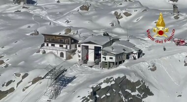 Incidente alla funivia a Macugnaga, quattro feriti. Evacuate le 100 persone rimaste bloccate. «Urtata barriera di stazione»