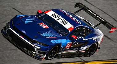 Mustang GT3 , Ford sveler&agrave; il 22 gennaio a Daytona l'evoluzione. Migliora nell'aerodinamica, nel telaio e, assieme alla Brembo, nei freni