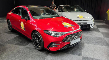 Auto dell'anno 2026 &egrave; la Mercedes-Benz Cla. Sul podio &Scaron;koda Elroq e Kia EV4