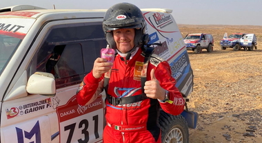 Dakar 2026, Brabec (Honda) vince la tappa grazie alla penalit&agrave; di Sanders (Ktm) che resta al comando