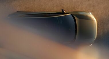 Volvo EX60, intelligenza artificiale applicata all&rsquo;interfaccia uomo-macchina e alla sicurezza