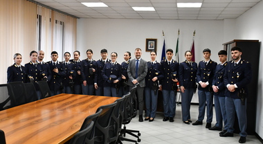 Rosaazzurra, a 19 anni è la poliziotta più giovane d'Italia. «A volte penso di essere in ritardo»