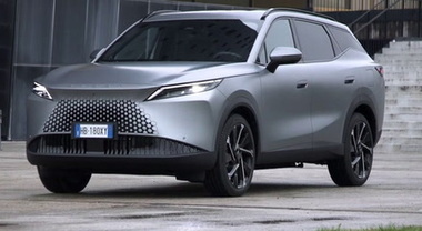 Omoda 7 SHS-P, il Suv phev dal comfort elevato con prestazioni sorprendenti