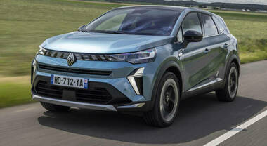 Renault Symbioz: con il nuovo motore Full Hybrid E-Tech da 160 cv pi&ugrave; potenza e meno consumi