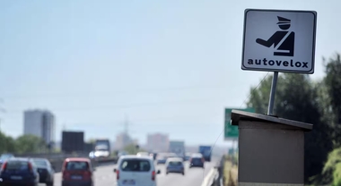 Autovelox shock, su 11 mila rilevati in Italia solo circa mille hanno i requisiti di omologazione. E solo 3.800 si sono registrati al Mit