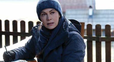 Teresa Battaglia torna su Rai1, Elena Sofia Ricci protagonista di «Figlia della cenere»