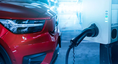 Ue, bozza &ldquo;sussidi alle e-car solo con almeno il 70% di componenti prodotti in Europa&rdquo;