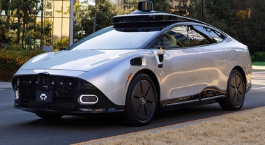Tensor Robocar, ​non solo taxi driverless: ecco la prima auto a guida autonoma L4 destinata a clienti privati