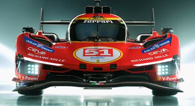 Ferrari, ecco la nuova hypercar 499P che difender&agrave; i titoli iridati nel Mondiale Endurance 2026