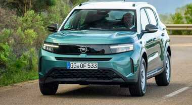 Frontera Hybrid, Opel coniuga bene elettrificazione leggera, grande versatilit&agrave; ed un listino competitivo