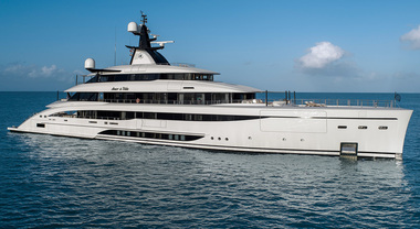 Ferretti Group cresce ancora e annuncia l&rsquo;arrivo a Palm Beach del primo superyacht ibrido: un CRN in alluminio di 67 metri