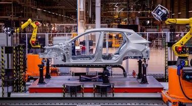 Ue, via libera a 200 mln di aiuti del governo spagnolo per aumentare capacit&agrave; produttiva di auto elettriche