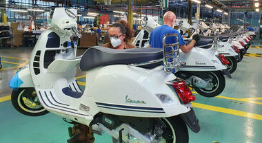 Piaggio, utile netto 2025 dimezzato a 34 mln, -11,7% ricavi a 1,5 mld. Il cda ha deliberato di non distribuire saldo su dividendo