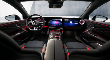 Mercedes AMG GT Coup&eacute; 4 porte, ecco le foto degli interni