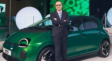 Gruppo Renault, il ceo Provost annuncia 36 nuovi modelli entro il 2030. Per il brand oltre 2 milioni di vendite l'anno entro il 2030. In Europa solo elettrificate