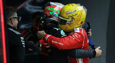 Le pagelle del Gp di Shanghai: Lewis ritrovato, Leclerc un signore. Disastro McLaren. Hadjar arrogante