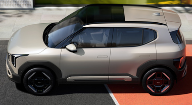 Kia: batterie s&igrave;, ma non solo. Con l&rsquo;arrivo della EV2 ed EV5 si arricchisce l&rsquo;offerta zero emission. Pure Stonic rinnovata