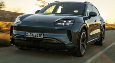 La Cayenne zero emission, tutta la potenza di Porsche. E c'&egrave; anche la Macan Gts