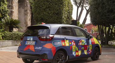 Honda celebra i 25 anni della Jazz con una livrea firmata IED