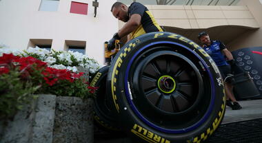 Pirelli, golden power in vigore finch&eacute; Sinochem avr&agrave; pi&ugrave; del 9,99%. No a trasferimenti azioni a societ&agrave; collegate a socio cinese