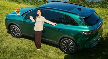 Lepas L6 alla Milano Design Week, il nuovo suv Phev Super Hybrid del brand premium del Gruppo Chery