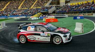 WRC, Ogier guida il "trenino" di 5 Toyota al Rally delle Isole Canarie. Con la Lancia Ypsilon, Rossel in testa nel Wrc2