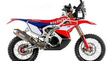 Honda Crf450Rx Rally My2027 debutta in versione race replica. Evoluzione della moto sviluppata per i rally raid