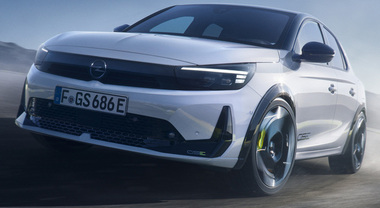 Opel Corsa GSE, ecco le prime foto dell'elettrizzante &ldquo;Hot Hatch&rdquo;. Debutto al prossimo Salone di Parigi