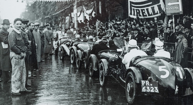 La 1000 Miglia sbarca al Mimit, una mostra racconta il mito della Freccia Rossa. A Palazzo Piacentini un percorso tra storia, industria e identit&agrave;