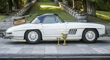 Concorso d'Eleganza Villa d'Este 2026, la Coppa d'Oro alla Mercedes 300 SL del 1963