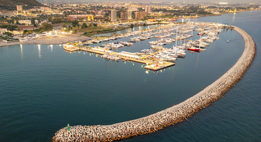 Marina d&rsquo;Arechi, il porto si rinnova e si apre alla citt&agrave;. Non solo barche, si punta su cibo, sport e bandiera blu