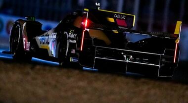 24 Ore di Le Mans: Sebastien Bourdais riscatta Cadillac nella notte delle prove libere 4, doppietta Corvette in LMGT3