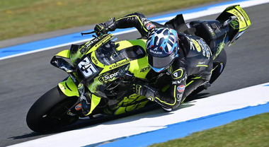 Aprilia vola ad Assen, Fernandez vince la Sprint davanti Ogura. Anche Di Giannantonio sul podio