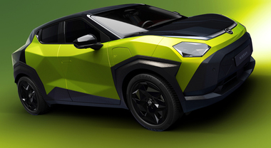 Nissan Juke completa la collana a batterie. La nuova generazione del Suv compatto si aggiunge alle recenti Leaf, Micra ed Ariya