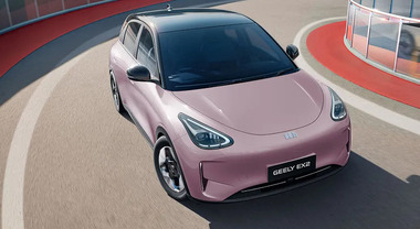 Geely, gli orientali d&rsquo;Europa: centro stile anche a Milano. Il gruppo cinese ha legami molto stretti con il Vecchio Continente