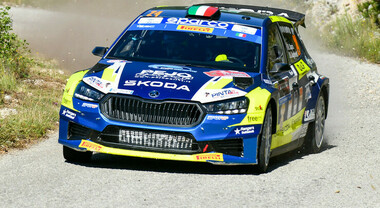 Rally di Roma Capitale: Roberto Dapr&agrave; (Skoda) vola in testa dopo il Ko di Andrea Crugnola (Lancia)