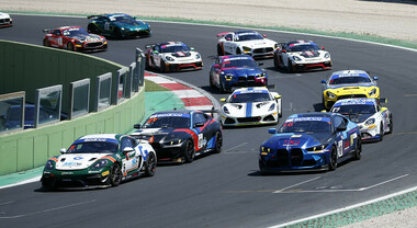 GT4 Italy Series, a Vallelunga doppietta di Giacomo Maman e Gustavo Sandrucci su BMW M4 GT4 Evo