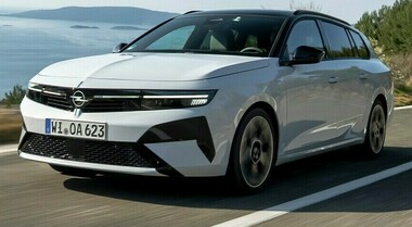 Opel Astra restyling 2026: cambia il frontale, cresce l'autonomia dell'elettrica