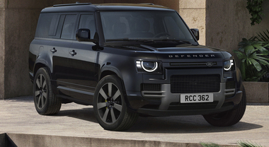 Land Rover Defender Vertex, un'iniezione di carattere e personalit&agrave;. Il V8 biturbo 4.4 litri montato su OCTA da 540 cv