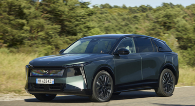 DS N&deg;7, il Suv premium francese prodotto a Melfi
