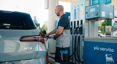 Eni accordo con BMW Group per utilizzare biocarburante diesel Hvo di Enilive nelle flotte aziendali