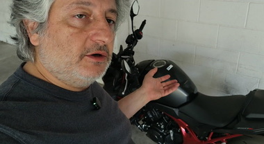 Honda CB750F Hornet, com'&egrave; fatta e come funziona la frizione automatica E-Clutch