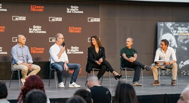 Cent'anni di Ducati raccontati attraverso i luoghi simbolo di Bologna. Tra fabbrica, design, storia e passione sportiva