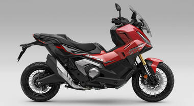 Honda rinnova X-ADV, Forza 750 e NC750X. Nuove livree per i modelli di media cilindrata, confermata meccanica con il bicilindrico