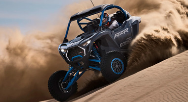 Polaris RZR Pro R Boost, il nuovo riferimento racing nella categoria Utv. Il turbo 2.0 eroga 275 cv e scatta 0-100 in 3,8 secondi