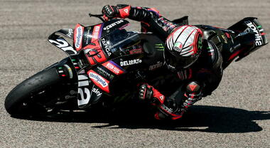 Bezzecchi riparte alla grande, il pilota dell'Aprilia a Silverstone abbassa il record della pista di un secondo